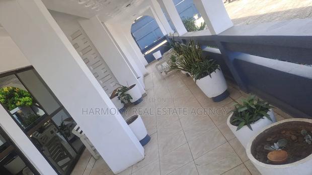 7bdrm House in Abelemkpe for rent · Photo 2