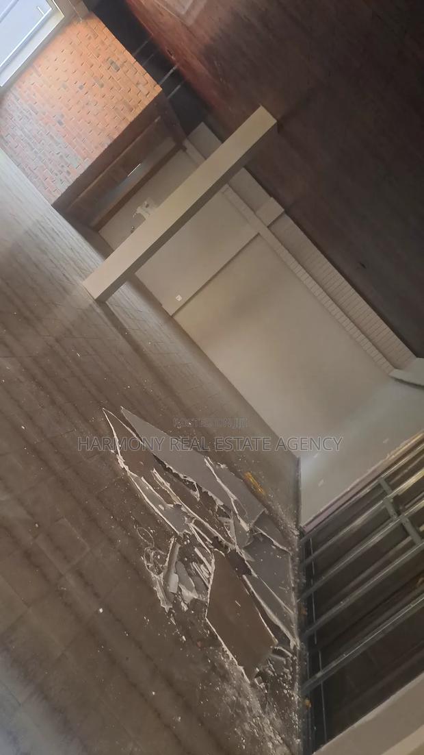 7bdrm House in Abelemkpe for rent · Photo 6