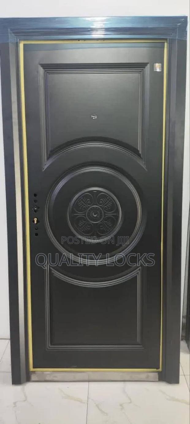 New Paladin Single Standard Security Door · Photo 1