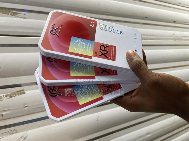 iPhone Xr Screen Replacement (Jk) · Photo 1
