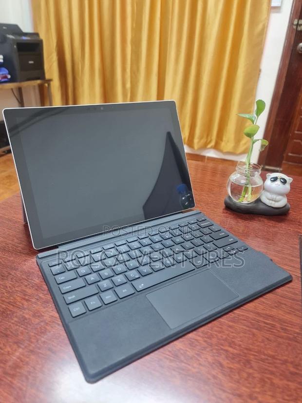 Laptop Microsoft Surface Pro 4 8GB Intel Core i5 SSD 256GB · Photo 1