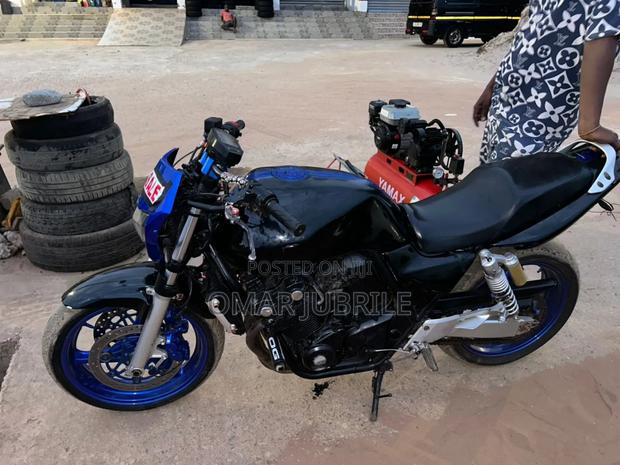 Honda CB 2022 Black · Photo 2