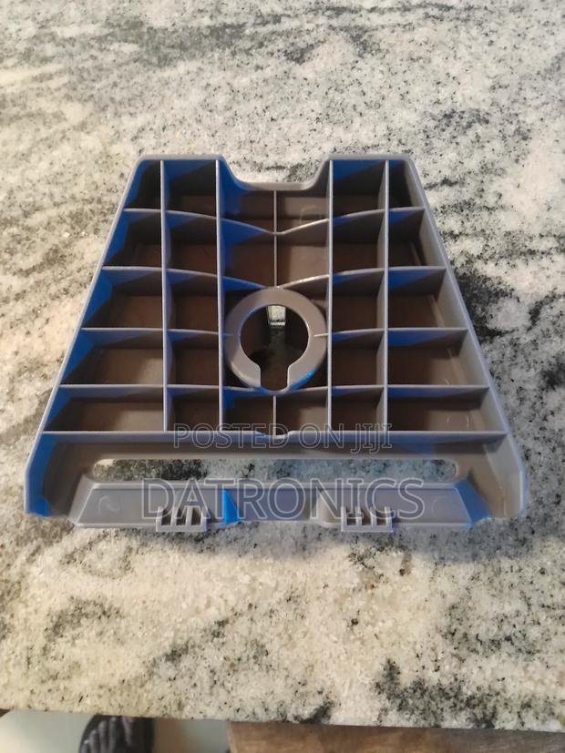 Starlink Mount Gen3 Pole Adapter · Photo 2