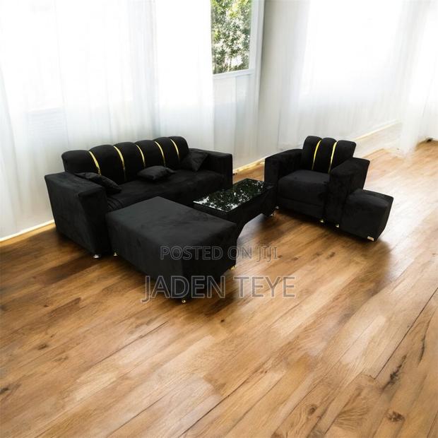 Black Swade Fabric 3 and Single Set · Photo 2