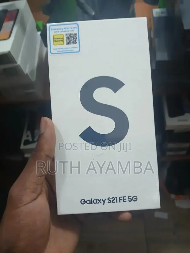 New Samsung Galaxy S21 FE 128 GB Black · Photo 1