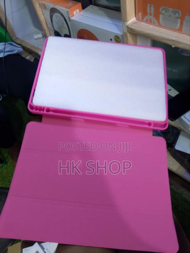 iPad Air 3 10.5 Inch Smart Cover Case Pink Color · Photo 3