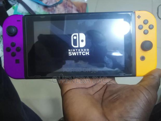 Nintendo Switch Jailbreak With Games · Photo 2