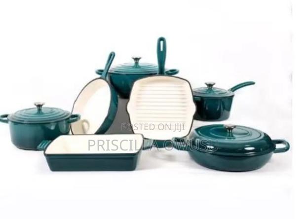 Enamel Cast Iron Cooking Pot Set · Photo 3