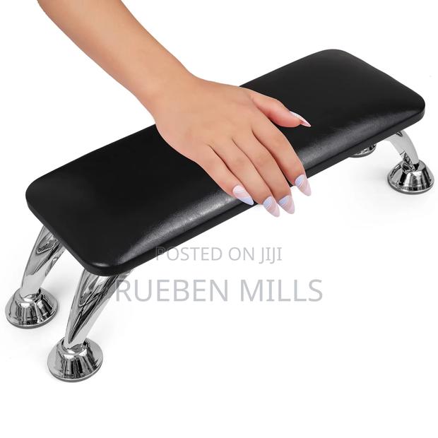 Nail Arm Rest for Acrylic Nails · Photo 1