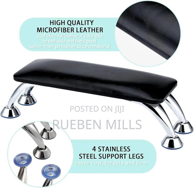 Nail Arm or Hand Rest Cushion for Acrylic Nails · Photo 2