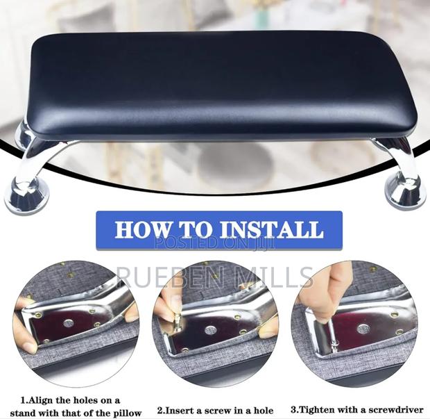 Soft Microfiber Leather Nail Arm Rest for Acrylic Nails · Photo 2