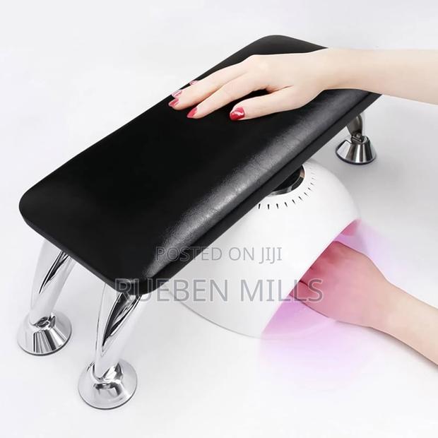 Manicure Pedicure Arm Hand Wrist Rest Cushion Pillow · Photo 1