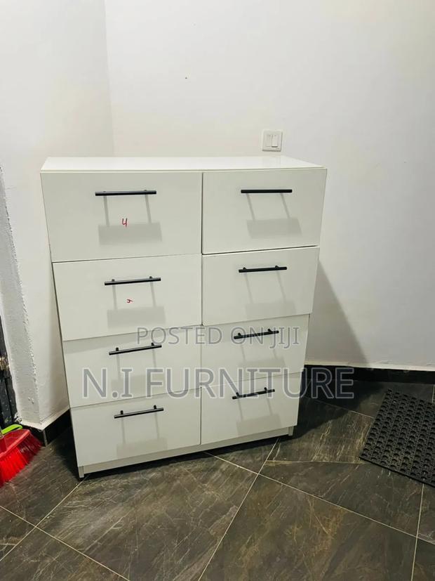 Chest Drawer · Photo 2