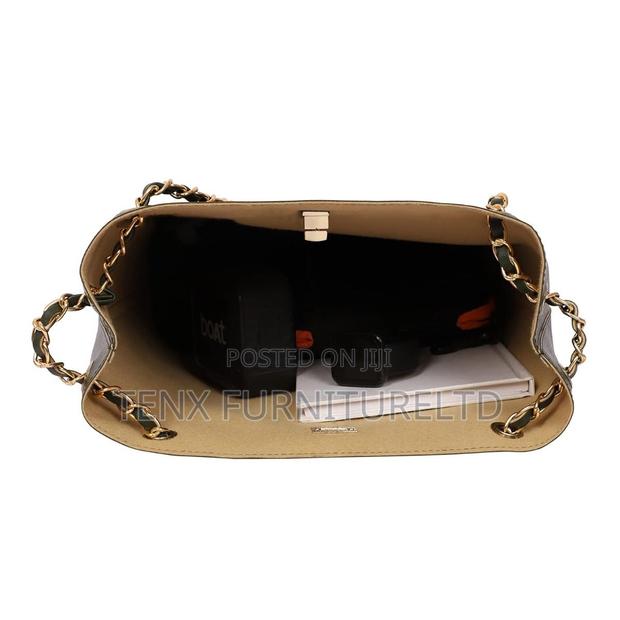 Hand Bag (Shopper Tote Bag)Green Pu · Photo 3