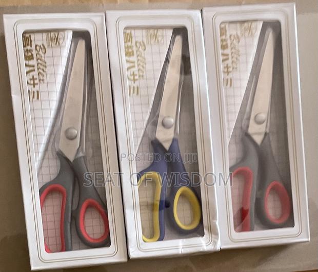 Pinking Shears · Photo 2