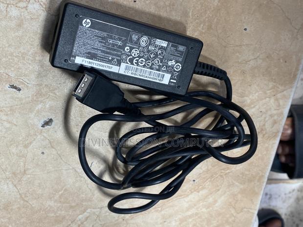 Hp Slate 2 Tablet Pc Charger/Adapter 19v 1.58a · Photo 1