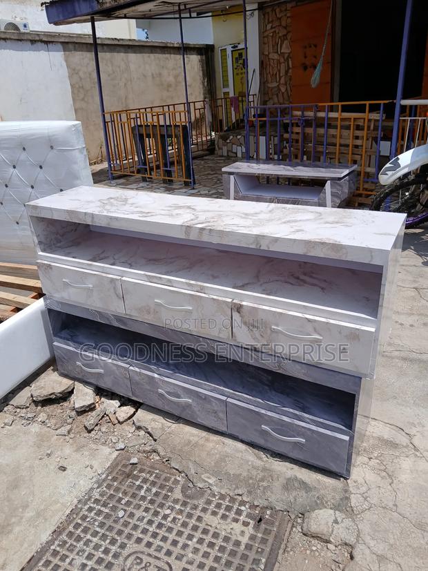 Led Light Tv Stand · Photo 1