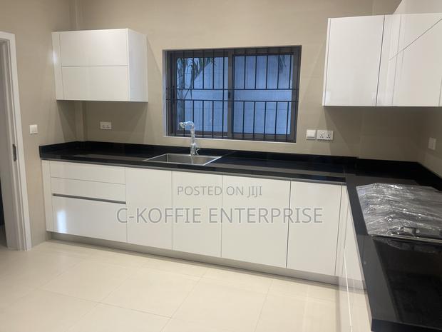 4bdrm House in Airport Residential for rent · Photo 5