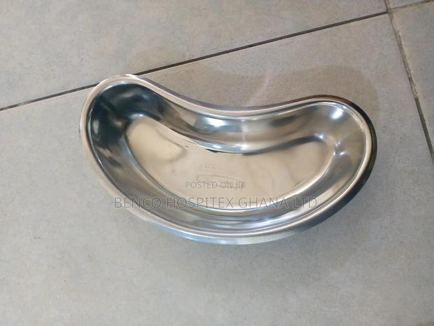 Kidney Dish (Medium) · Photo 1