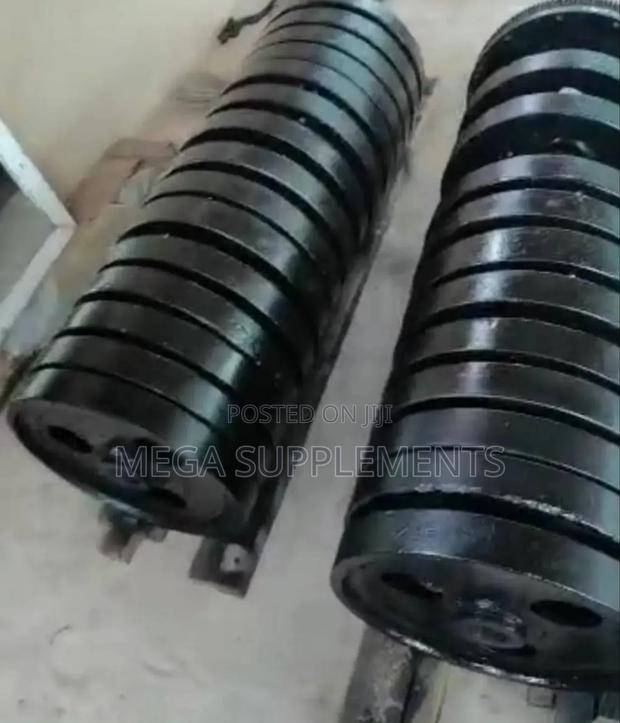 Pair of Local Gym Plates · Photo 3
