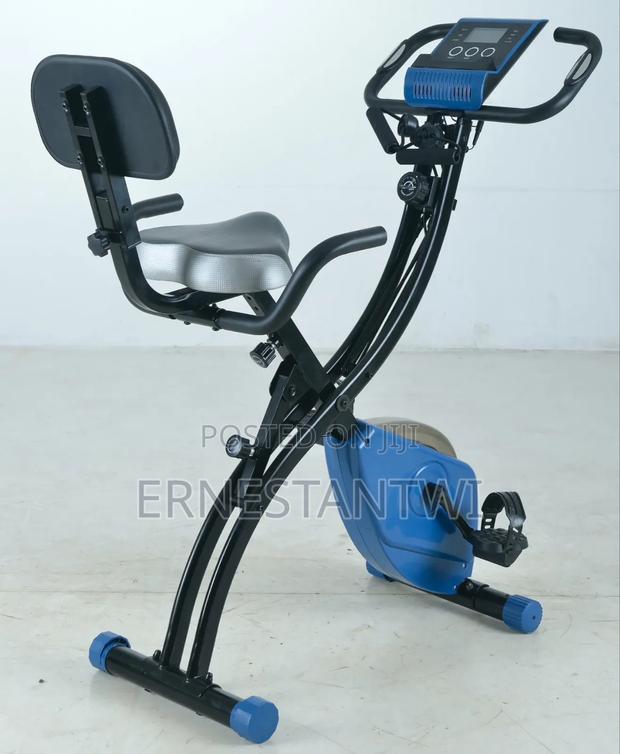 Foldable Exercise Bike From Homecom · Photo 4