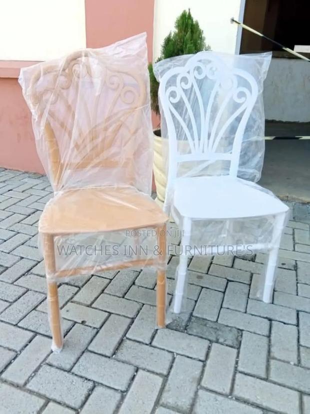 Tiffany/ Chivalry Event Chair ( Best Deals Wholesale ) · Photo 1