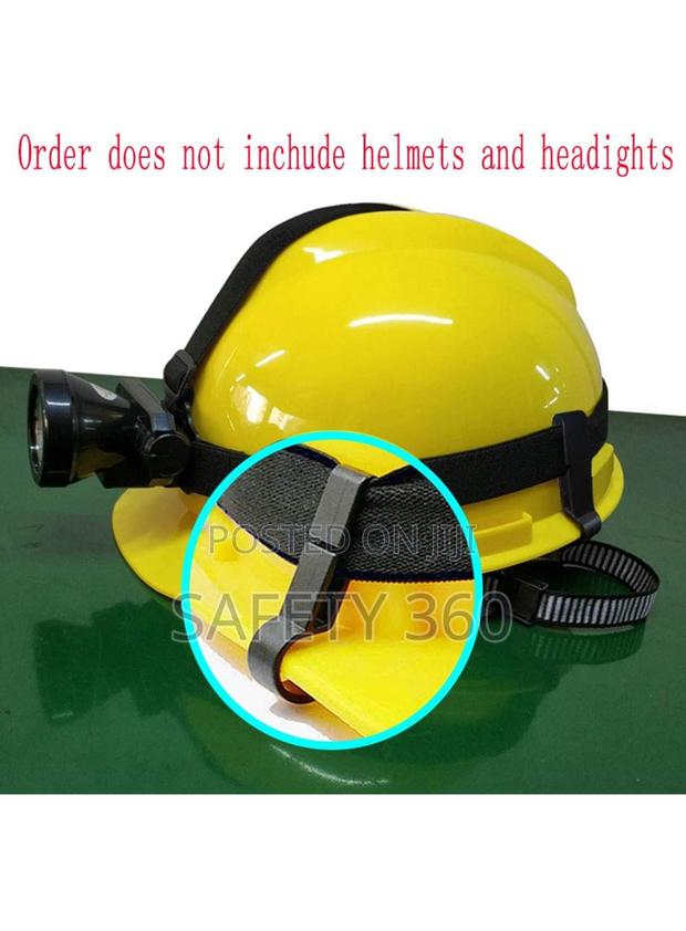 Helmet Light Clip · Photo 3