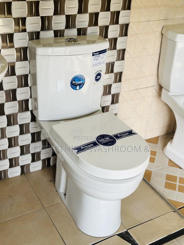 Slim Tank Wc_s and P Trap_efficient Water Closet · Photo 2