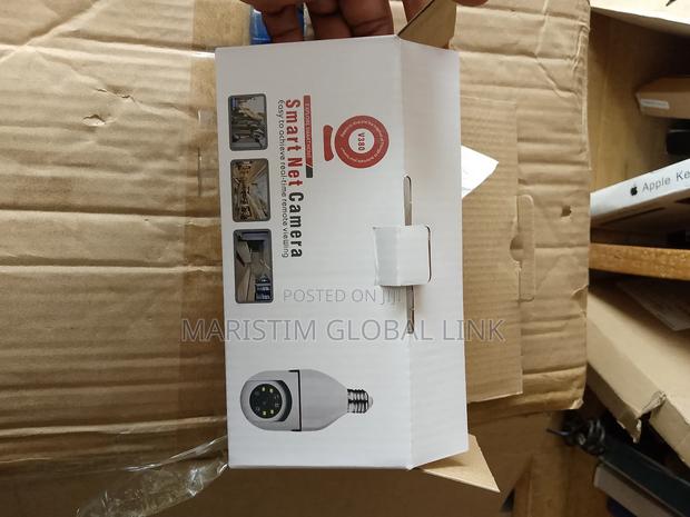 V380 Bulb Camera · Photo 2