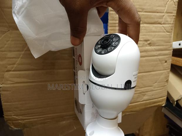 V380 Bulb Camera · Photo 3