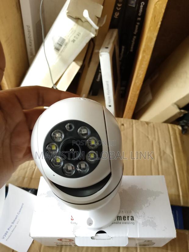 V380 Bulb Camera · Photo 4