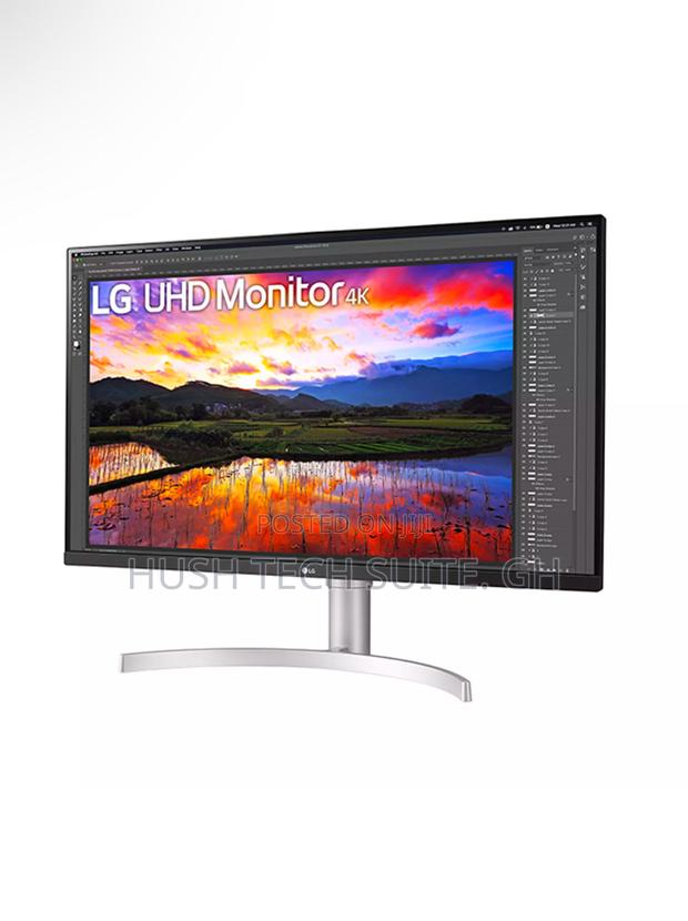 32” Lg 3840 X 2160 Uhd Ips Ultra Wide Monitor. · Photo 2