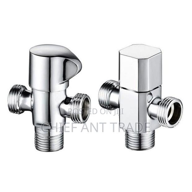 Double Angle Valve 9015c · Photo 2