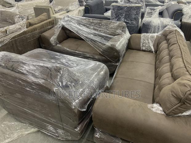 Exclusive 6 Seats Leather Sofa for Living Room · Photo 2