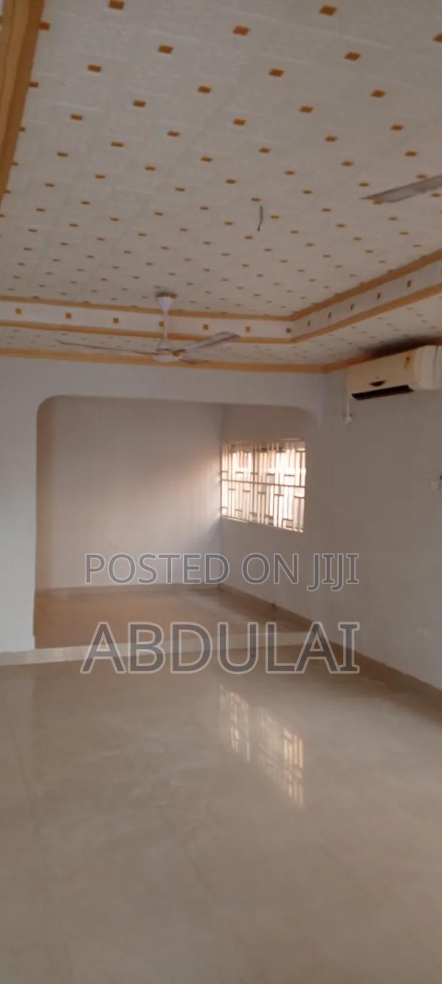 3bdrm House in 3 Bedroom Self, Ashomang Estate for rent · Photo 6