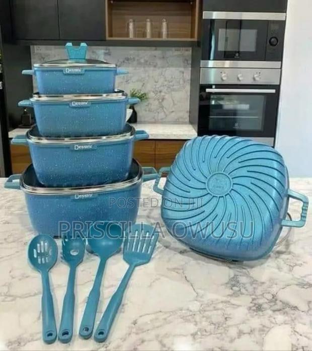 Quality Non-Stick Saucepans · Photo 6