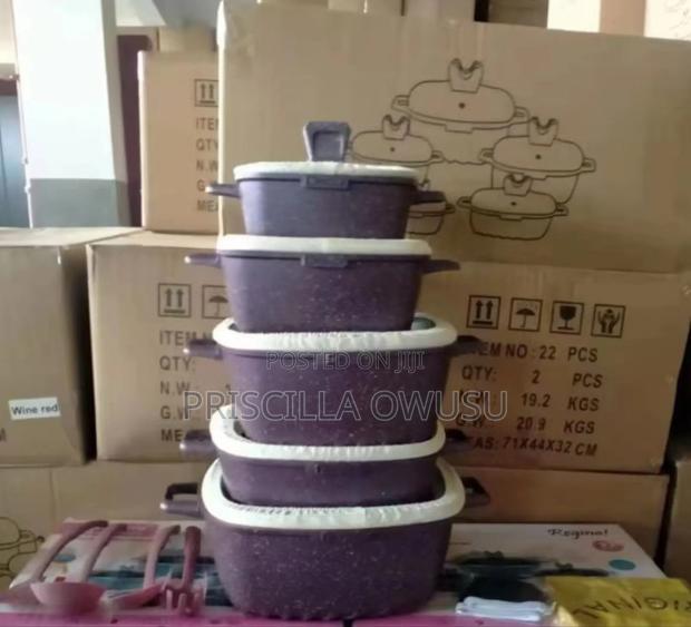 Quality Non-Stick Saucepans · Photo 7