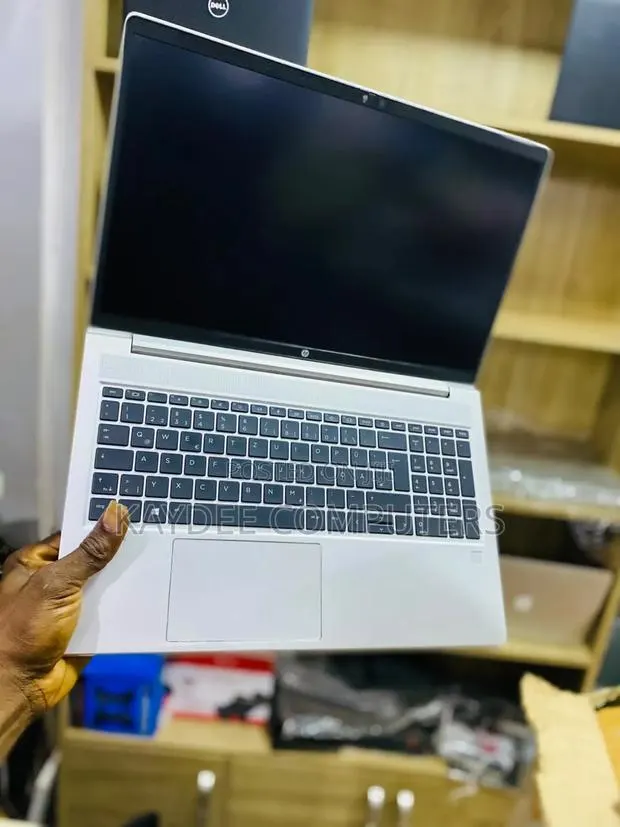Laptop HP ProBook 455 8GB AMD Ryzen 5 SSD 256GB · Photo 1