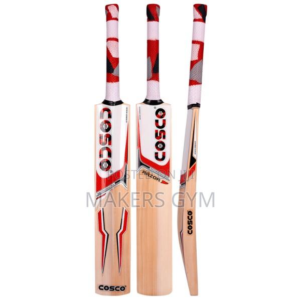 Cricket Bat Razor · Photo 1