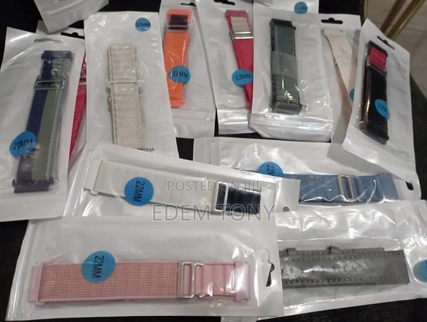 22"/21" Inch Nylon Smart Watch Straps Available · Photo 3