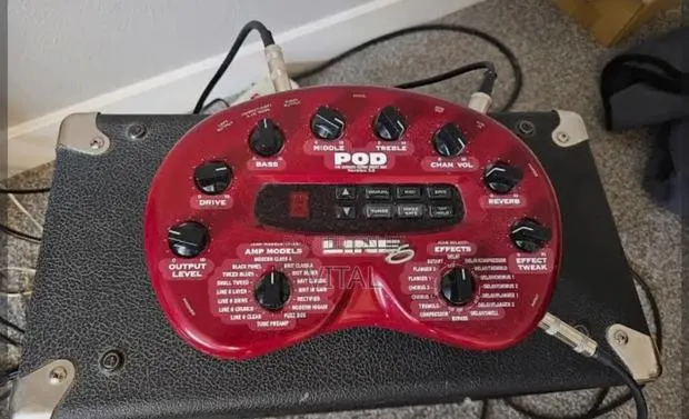 Guitar Effects Pedal Line 6 Pod · Photo 1