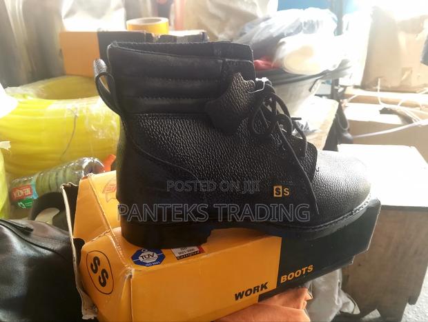 Pure Leather Super Safety Boot · Photo 1