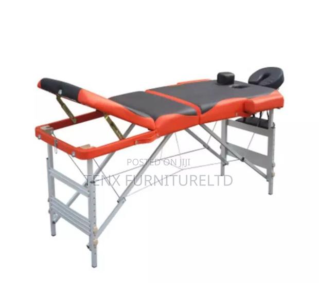 Massage Table (3 Section ) · Photo 1