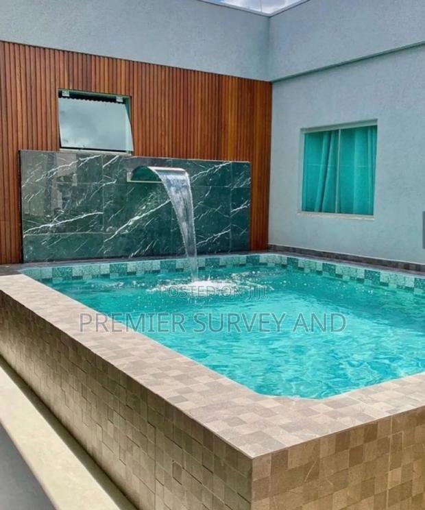 Domestic Commercial Pool Designs · Photo 1