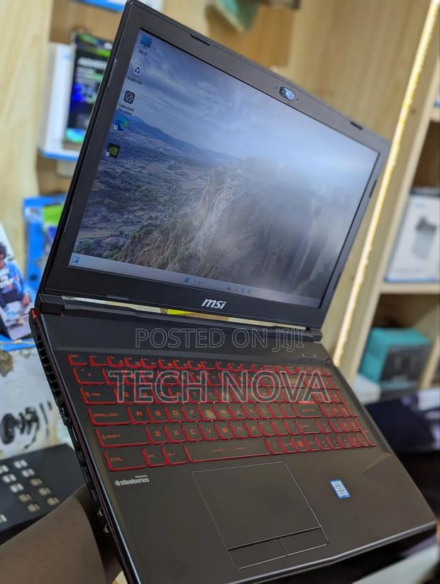 Laptop MSI GL63 8RC 16GB Intel Core I7 HDD+SSD 128GB · Photo 1