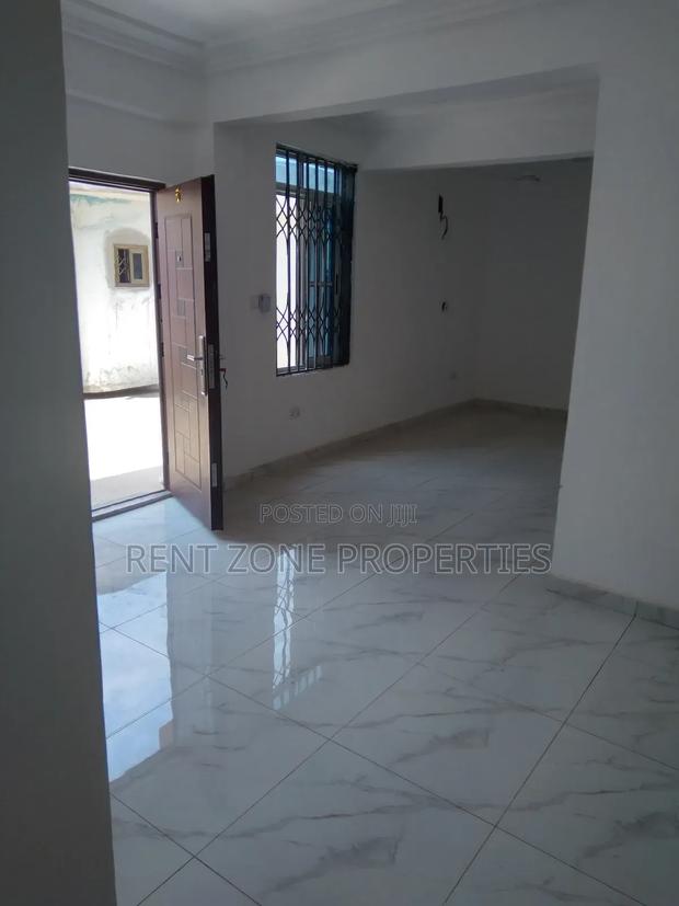 2bdrm Apartment in Rent Zone Properties, Ofankor for rent · Photo 4