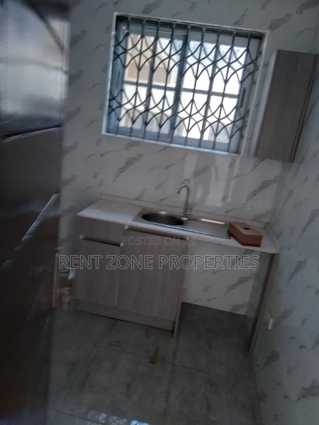 2bdrm Apartment in Rent Zone Properties, Ofankor for rent · Photo 5