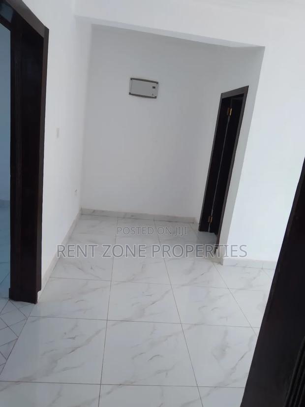 2bdrm Apartment in Rent Zone Properties, Ofankor for rent · Photo 8