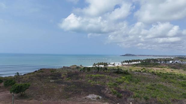 Beach View Land Near Winneba · Photo 2