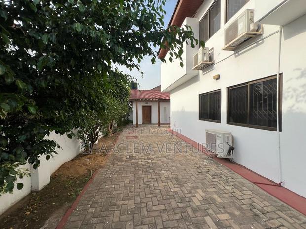 3bdrm House in Charclem Ventures, East Legon for rent · Photo 2